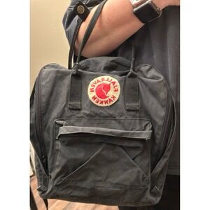 Fjallraven Kanken Mini Backpack in black